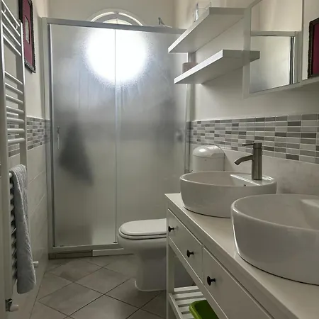 Giangi's アパート サンレモ