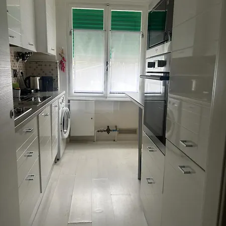 Giangi's アパート サンレモ